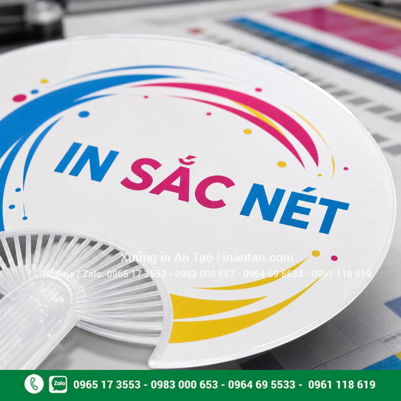 Chất lượng in logo lên quạt Cận cảnh in logo lên quạt sắc nét bằng hệ màu CMYK